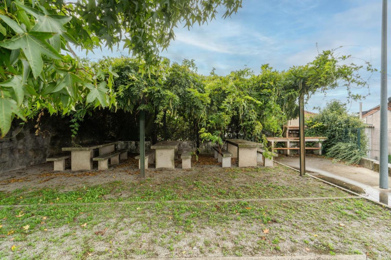 Casa Petisqueira 88-Paredes-Oporto Rebordosa Luaran gambar